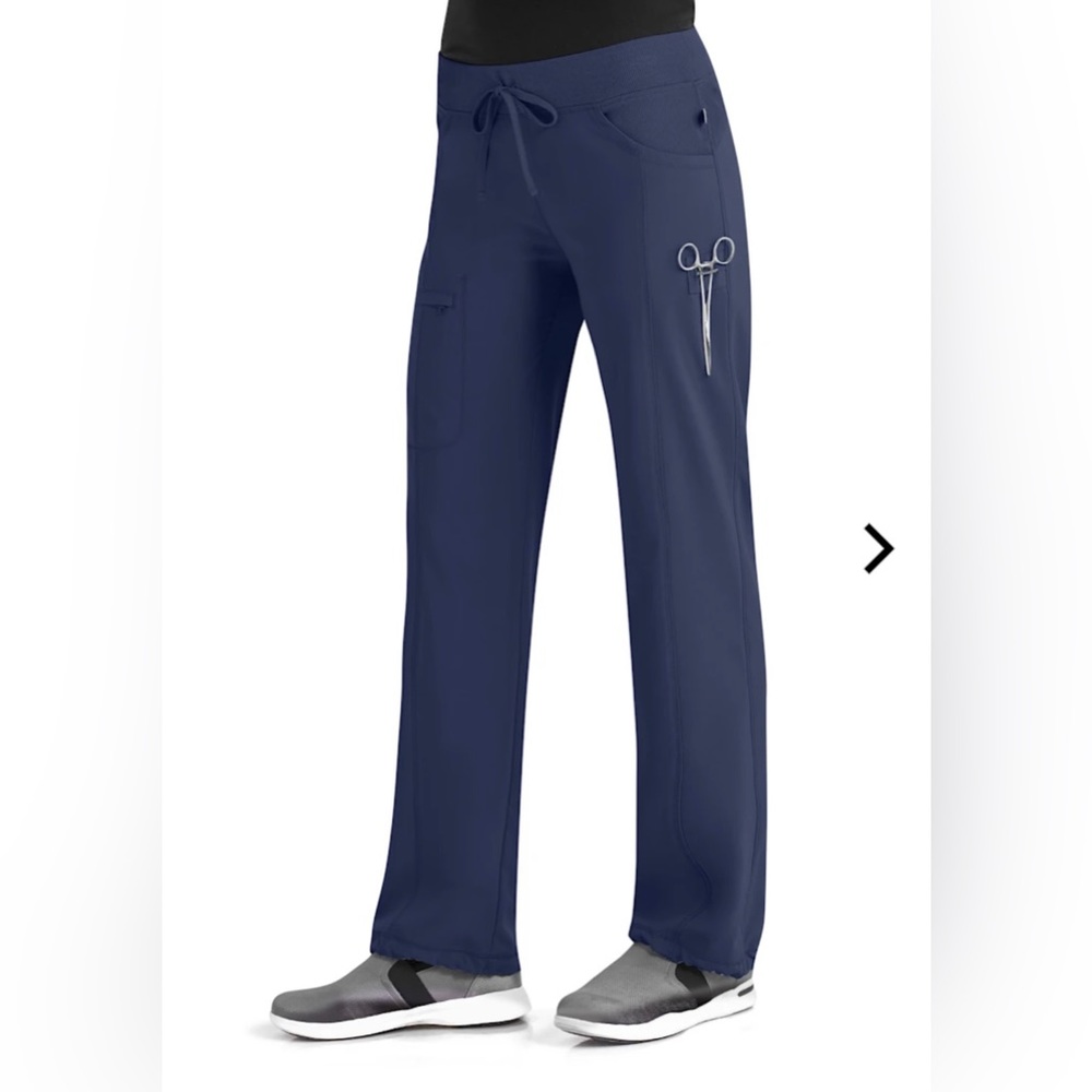 The Cherokee Low Rise Straight Leg Pants XS NAVY THREE